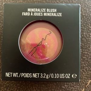 MAC Mineralize Blush “Supernova”